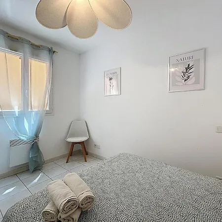 Melias - Maison A Deux Minutes De La - Climatisation Et Wifi בית נופש